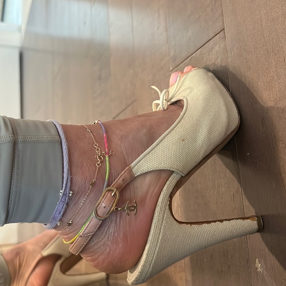 CHANEL Slingback Sandals Off White linen with Pink leather accents
